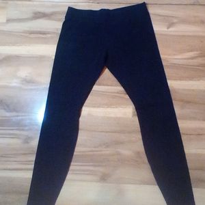 Black Mossimo leggings